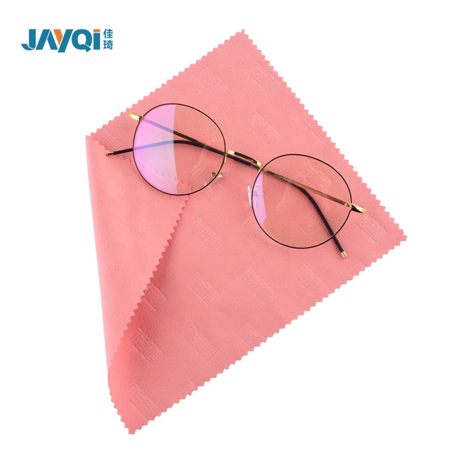 2022 Hot Selling Full Embossed Printing Chamois Microfiber Glasses Cleaning Cloth