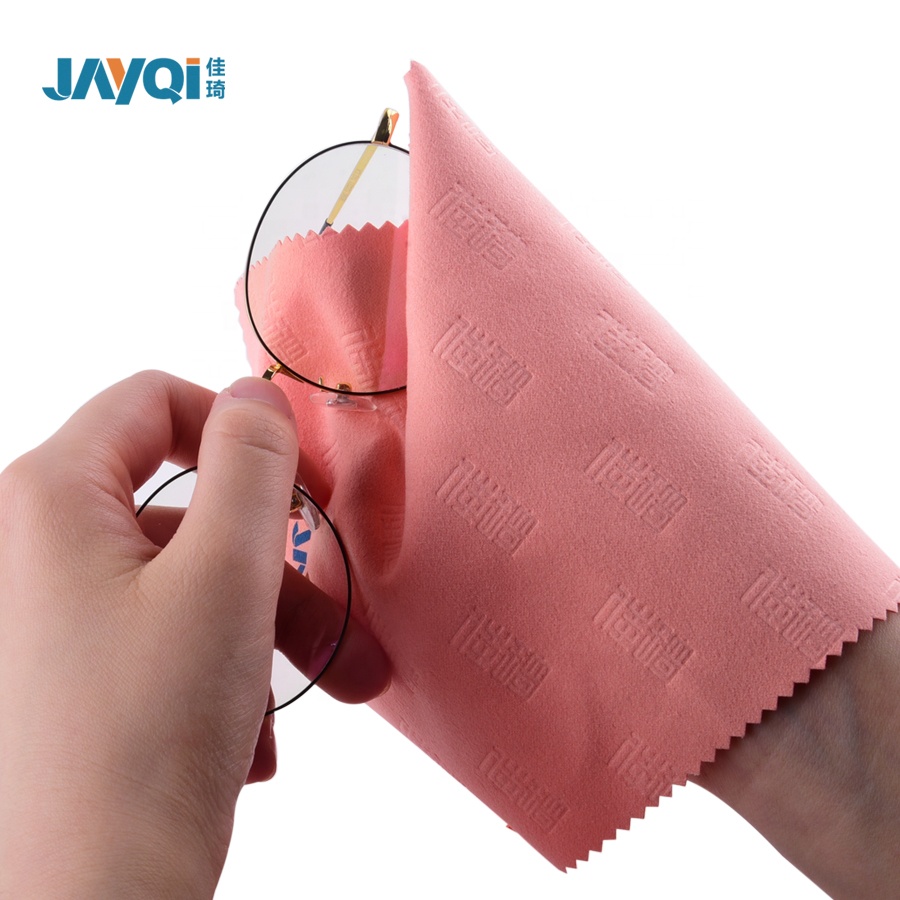 2022 Hot Selling Full Embossed Printing Chamois Microfiber Glasses Cleaning Cloth