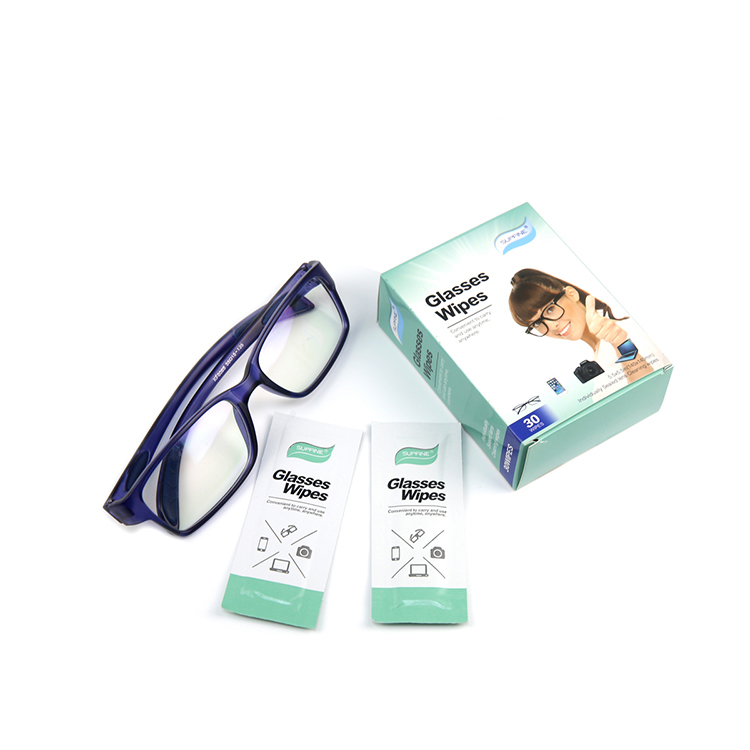 Single Package Disposable Pre Moistened Glasses Lens Pre-moistened Lens Wipes
